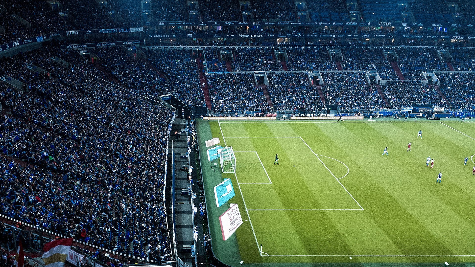 欧洲足坛豪强交手，胜负难料的对决即将开始，欧洲足球十大豪门